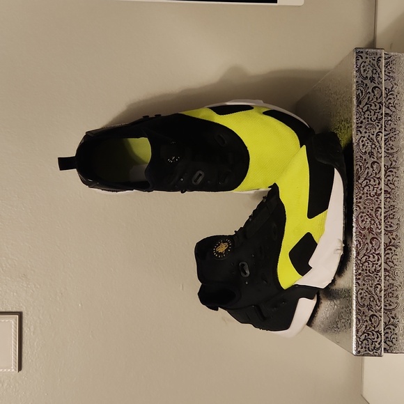 NIKE AIR HUARACHE DRUFT BLACK VOLT. Size 12 - Picture 1 of 12